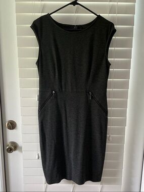Black Label Evan-Picone Cap Sleeve Faux Front Zipper Detail Size 8 dress